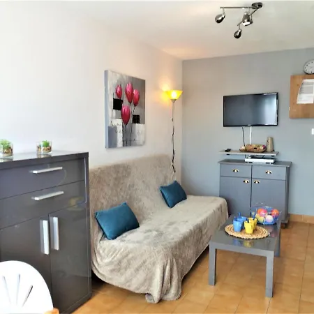 Apartment Les Maisons De La Plage-9 By Interhome